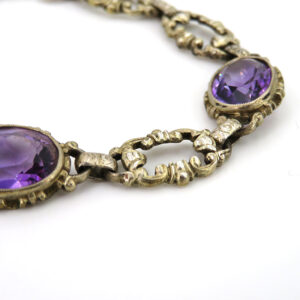 Armband mit Amethysten