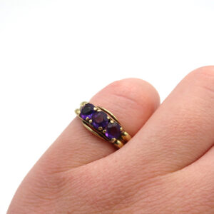 Ring aus 333/-Gold mit Amethysten