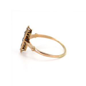 Ring aus 585/-Gold mit Saphir und Diamanten